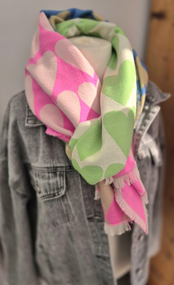 Schal mit Herzen Print