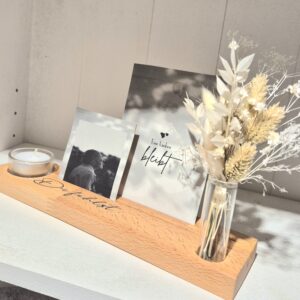 Holzleiste "Du fehlst" mit Vase und Trockenblumenstrauß